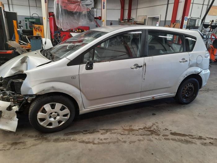 Toyota Corolla Verso 1.8 16V VVT-i Sloopvoertuig (2006, Grijs)