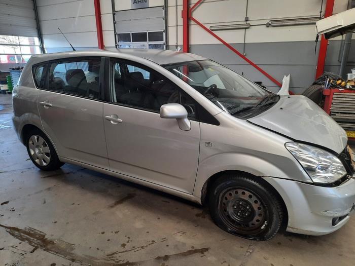 Toyota Corolla Verso 1.8 16V VVT-i Sloopvoertuig (2006, Grijs)