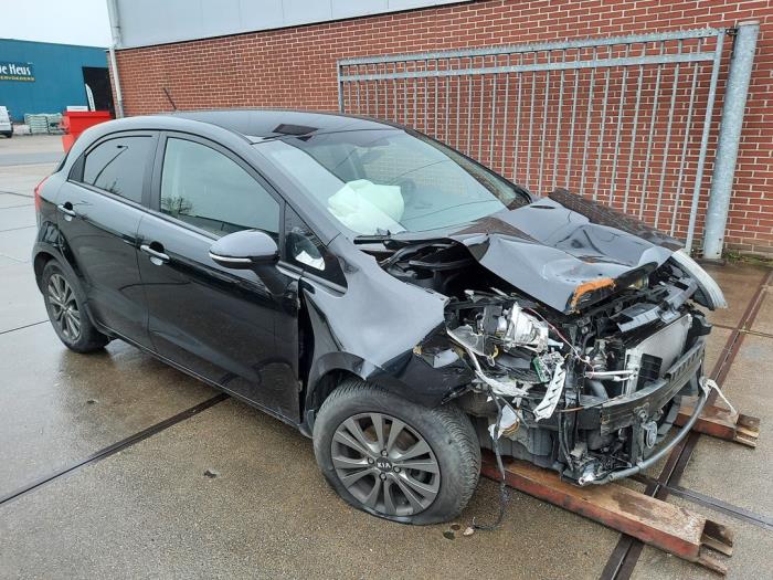 Kia Rio III 1.2 CVVT 16V Sloopvoertuig (2014, Zwart)