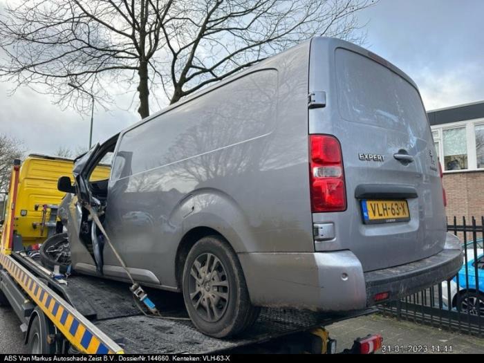 Peugeot Expert 2.0 Blue HDi 120 16V Sloopvoertuig (2021, Grijs)