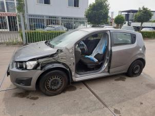 Chevrolet Aveo 1.3 D 16V Sloopvoertuig (2013, Grijs)