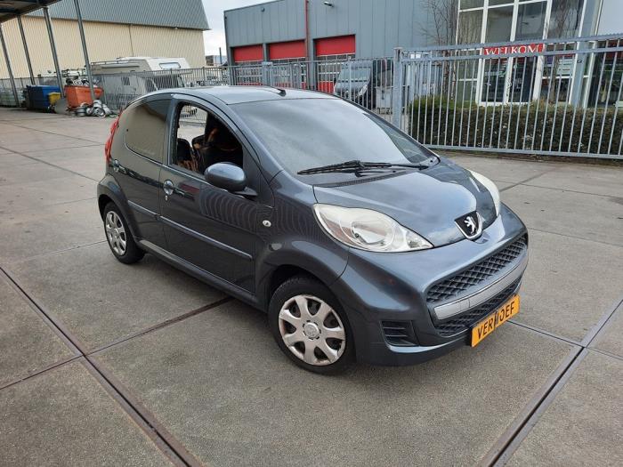 Peugeot 107 1.0 12V Sloopvoertuig (2012, Grijs)
