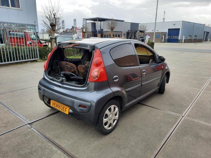 Peugeot 107 1.0 12V Sloopvoertuig (2012, Grijs)
