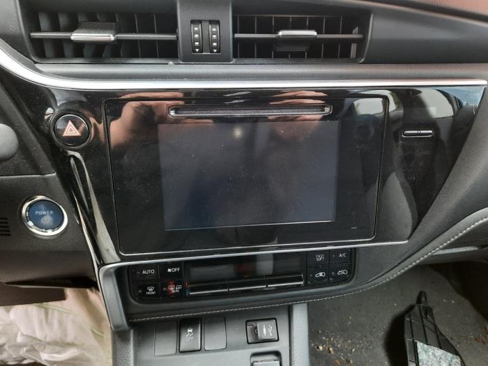 Toyota Auris Touring Sports 1.8 16V Hybrid Sloopvoertuig (2017, Blauw)