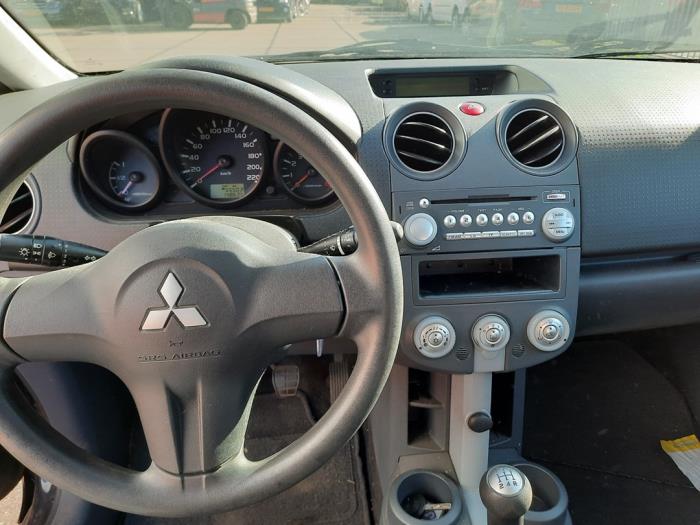 Mitsubishi Colt 1.1 12V Sloopvoertuig (2008, Zwart)