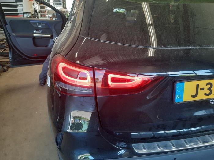 Mercedes GLA 1.3 200 Turbo 16V Sloopvoertuig (2020, Zwart)