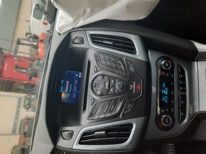 Ford Focus 3 Wagon 1.0 Ti-VCT EcoBoost 12V 125 Sloopvoertuig (2014, Grijs)