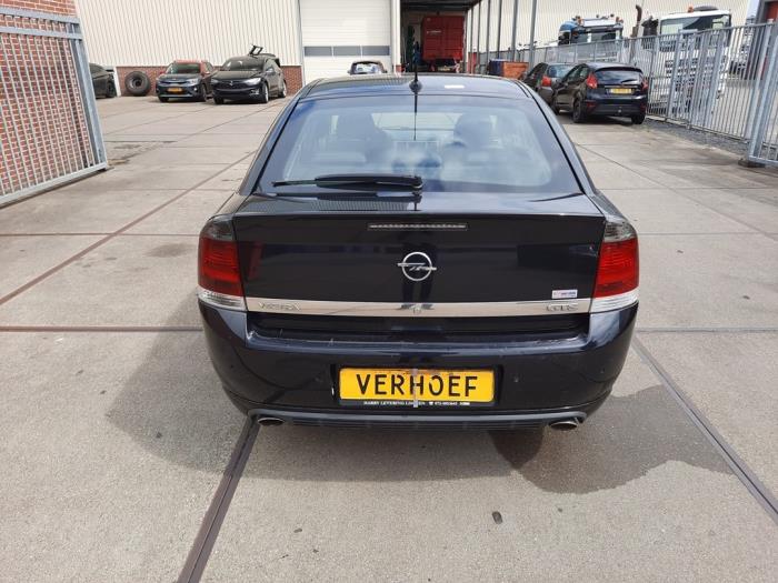 Opel Vectra C GTS 2.2 DIG 16V Sloopvoertuig (2007, Zwart)