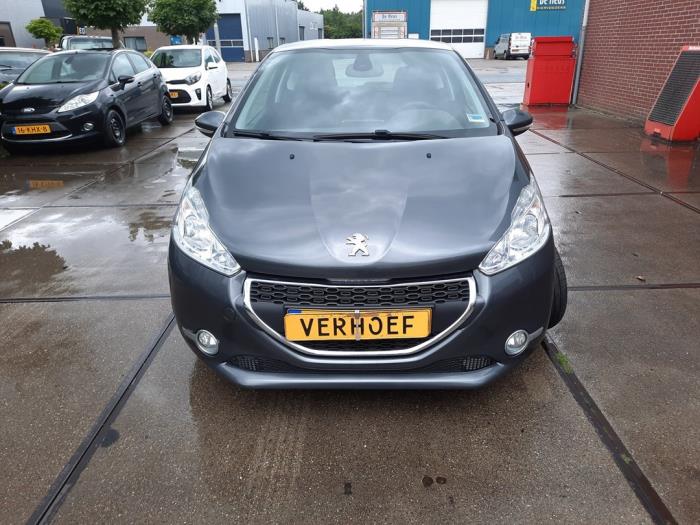 Peugeot 208 I 1.2 Vti 12V PureTech 82 Sloopvoertuig (2012, Grijs)