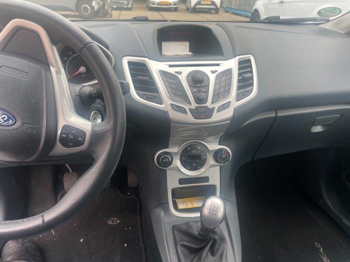 Ford Fiesta 6 1.25 16V Sloopvoertuig (2012, Wit)