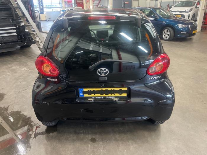 Toyota Aygo 1.0 12V VVT-i Sloopvoertuig (2008, Zwart)