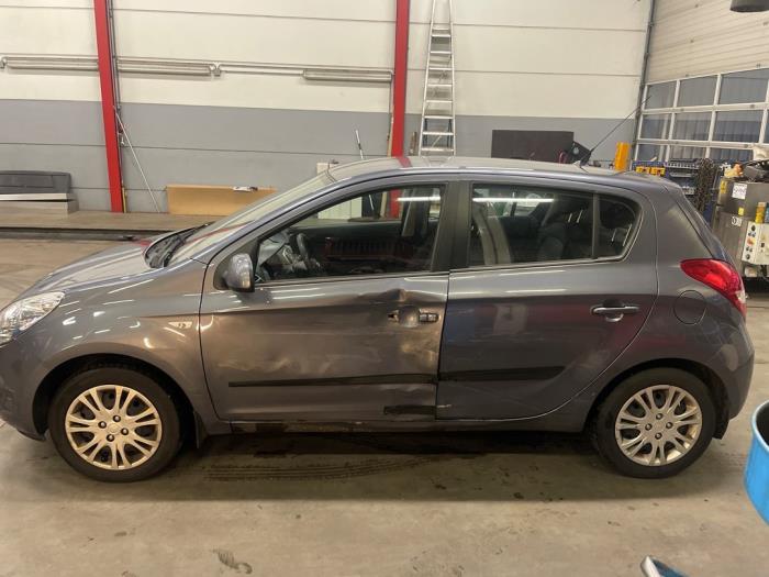 Hyundai i20 1.2i 16V Sloopvoertuig (2010, Grijs)