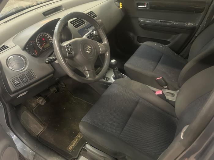 Suzuki Swift 1.3 VVT 16V 4x4 Sloopvoertuig (2006, Grijs)