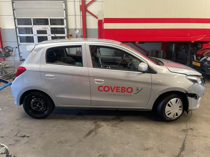 Mitsubishi Space Star 1.2 12V Sloopvoertuig (2021, Grijs)