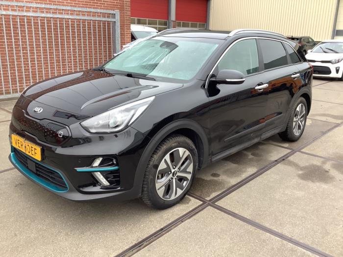 Kia Niro I E-Niro 64 kWh Sloopvoertuig (2019, Zwart)