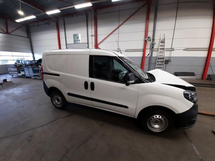 Fiat Doblo Cargo 1.6 D Multijet Sloopvoertuig (2020, Wit)