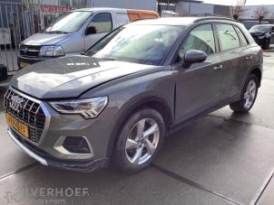 Audi Q3 1.5 35 TFSI 16V Sloopvoertuig (2019, Grijs)