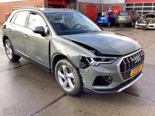 Audi Q3 1.5 35 TFSI 16V Sloopvoertuig (2019, Grijs)
