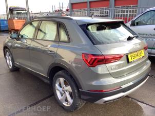 Audi Q3 1.5 35 TFSI 16V Sloopvoertuig (2019, Grijs)
