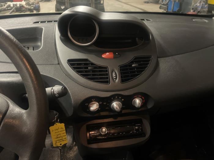 Renault Twingo II 1.2 16V Sloopvoertuig (2011, Wit)