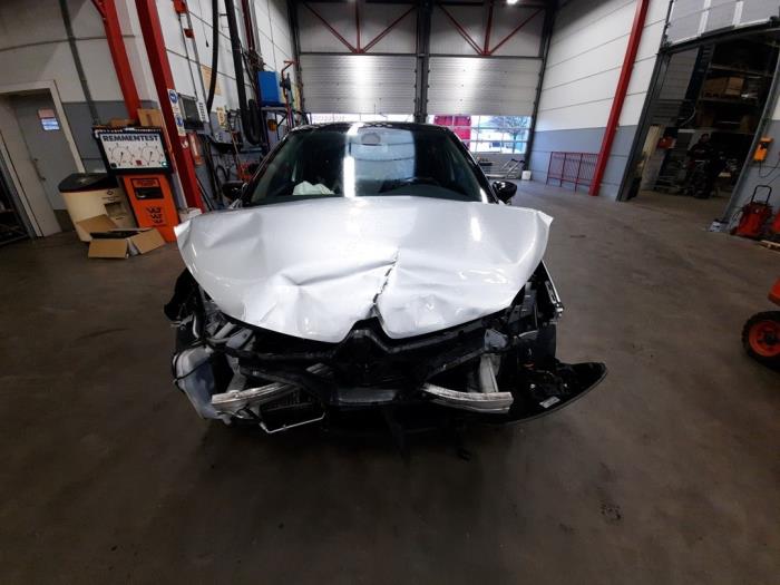 Renault Captur 0.9 Energy TCE 12V Sloopvoertuig (2014, Grijs, Zwart)