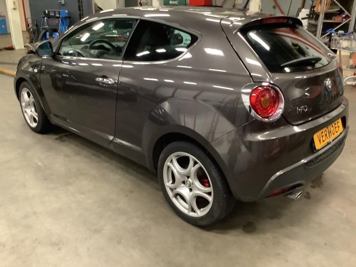 Alfa Romeo MiTo 0.9 TwinAir Sloopvoertuig (2014, Grijs)