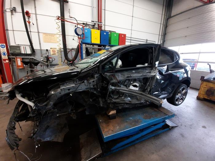 Renault Clio IV 0.9 Energy TCE 90 12V Sloopvoertuig (2017, Zwart)