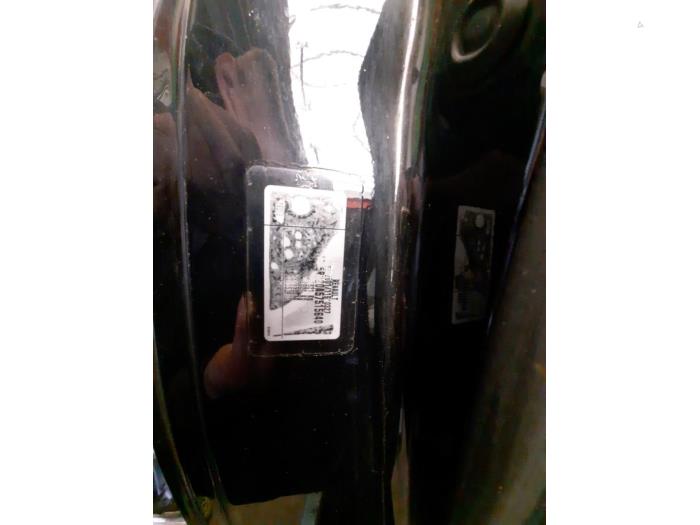 Renault Clio IV 0.9 Energy TCE 90 12V Sloopvoertuig (2017, Zwart)