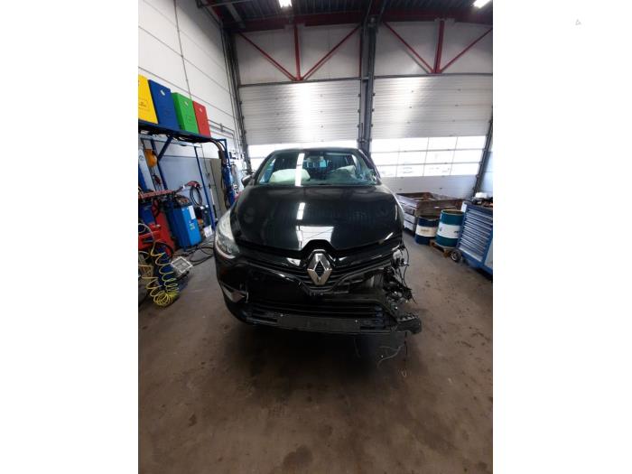 Renault Clio IV 0.9 Energy TCE 90 12V Sloopvoertuig (2017, Zwart)
