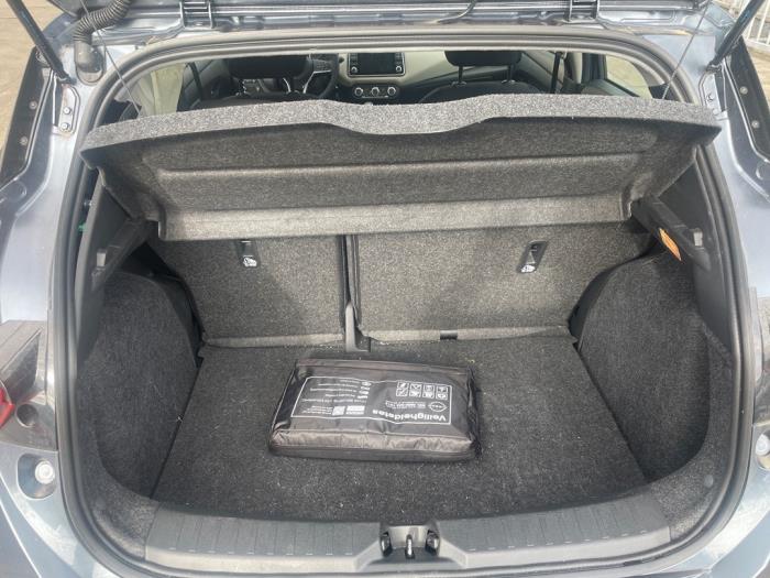 Nissan Micra 1.0 IG-T 92 Schadevoertuig (2023, Grijs)