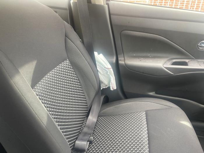 Nissan Micra 1.0 IG-T 92 Schadevoertuig (2023, Grijs)