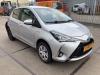 Toyota Yaris III 1.5 16V Hybrid Sloopvoertuig (2018, Grijs)