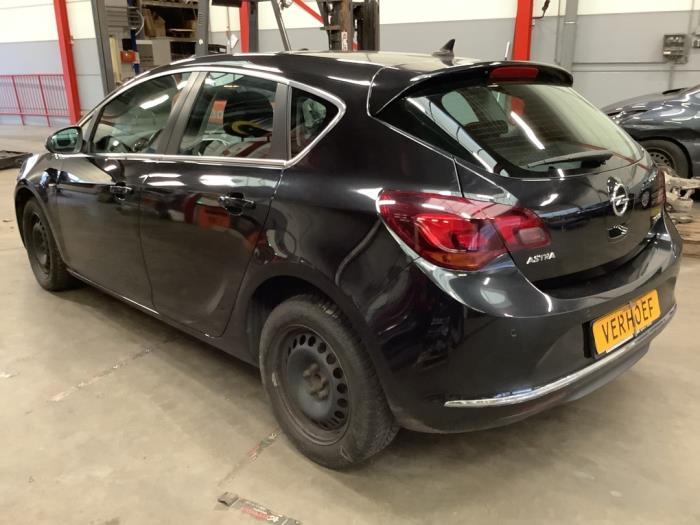 Opel Astra J 1.4 Turbo 16V Sloopvoertuig (2013, Zwart)