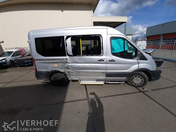 Ford Transit Custom 2.0 TDCi 16V Eco Blue 130 Sloopvoertuig (2020, Grijs)