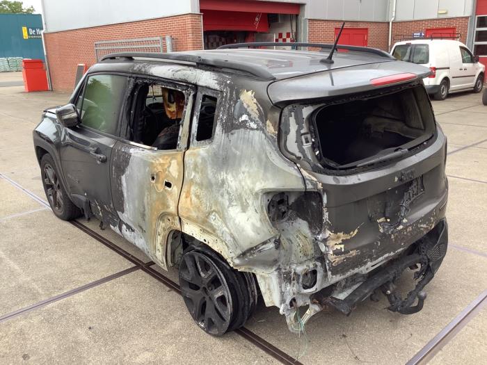 Jeep Renegade 1.6 E-torq 16V Sloopvoertuig (2017, Grijs)