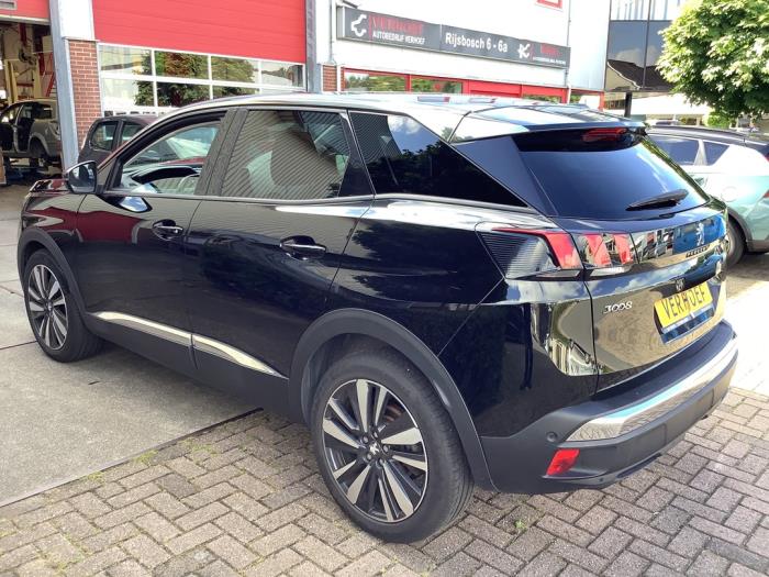 Peugeot 3008 II 1.2 12V e-THP PureTech 130 Sloopvoertuig (2019, Zwart)