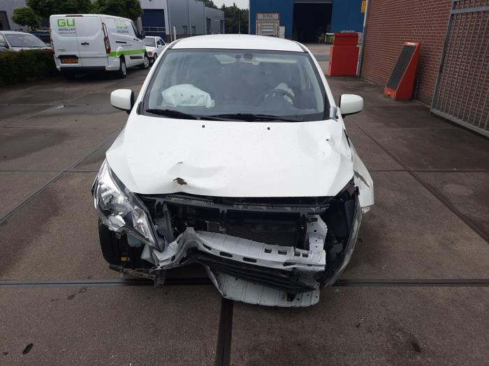 Mitsubishi Space Star 1.2 12V Sloopvoertuig (2023, Wit)