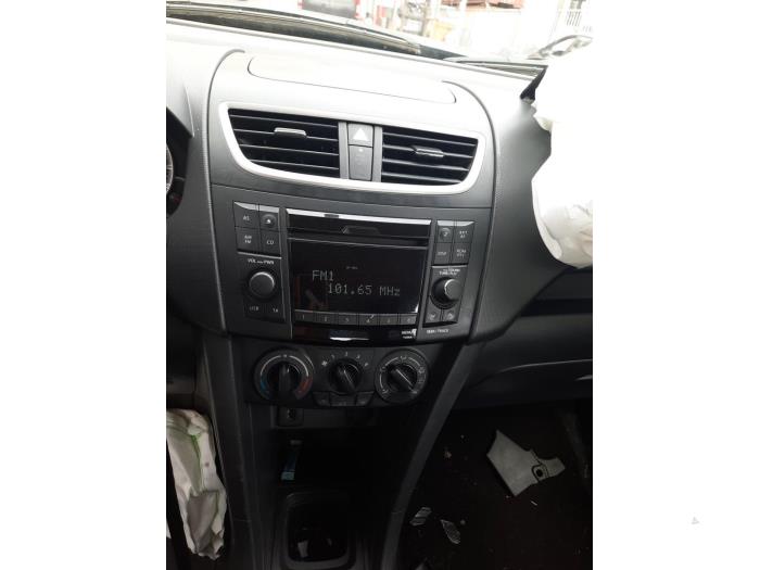 Suzuki Swift 1.2 16V Sloopvoertuig (2013, Zwart)