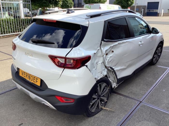 Kia Stonic 1.0i T-GDi 12V Eco-Dynamics+ Sloopvoertuig (2021, Wit)