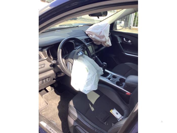 Renault Kadjar 1.2 Energy TCE 130 Sloopvoertuig (2018, Blauw)