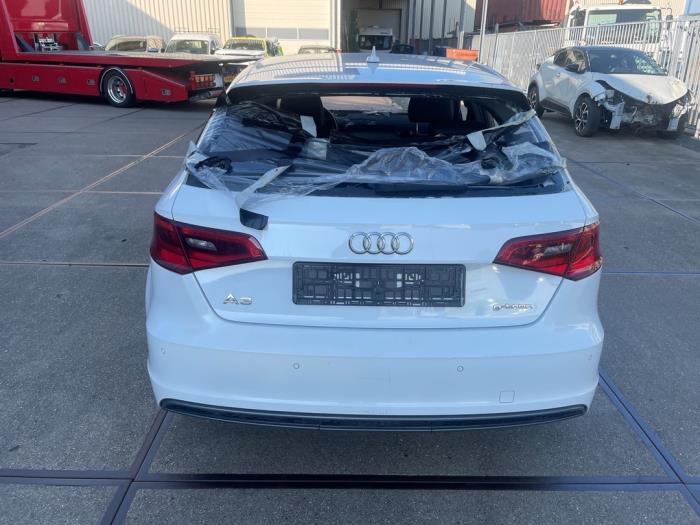 Audi A3 Sportback 1.4 16V g-tron Sloopvoertuig (2014, Wit)