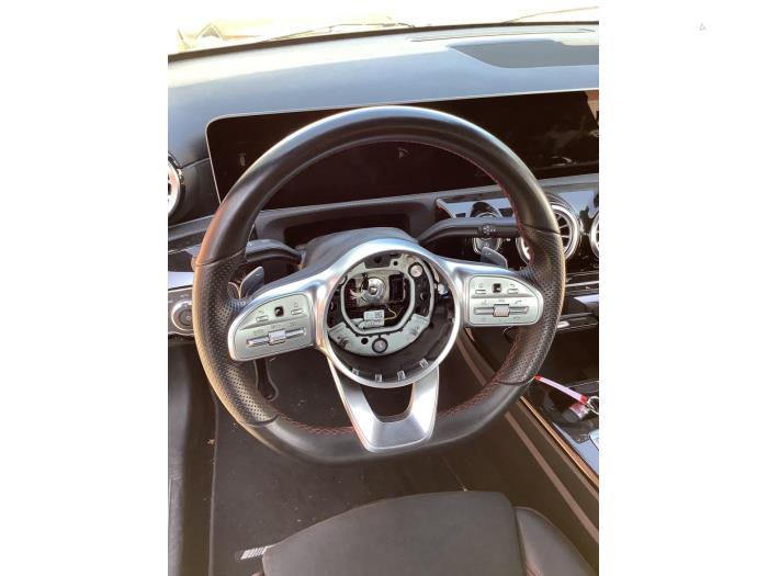 Mercedes A Limousine 1.3 A-200 Turbo Sloopvoertuig (2019, Grijs)