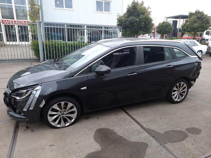 Opel Astra K Sports Tourer 1.0 Turbo 12V Sloopvoertuig (2017, Zwart)