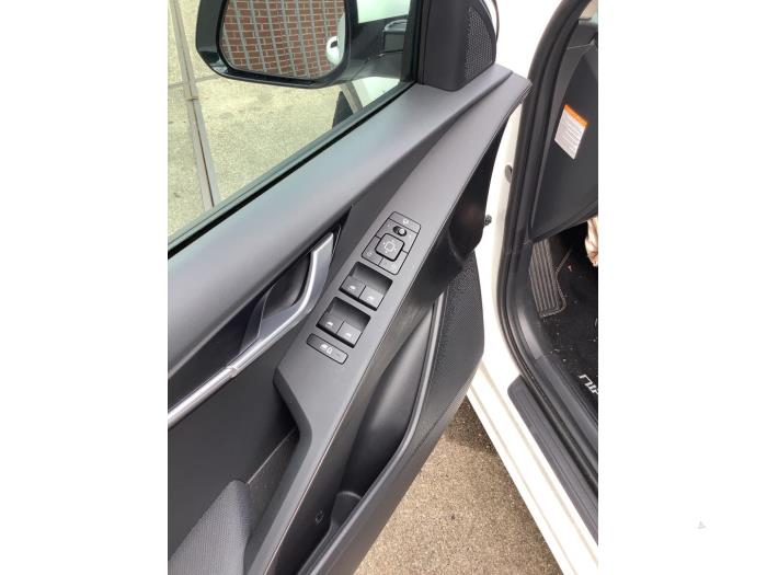 Kia Niro II e-Niro 64.8 kWh Sloopvoertuig (2022, Wit)