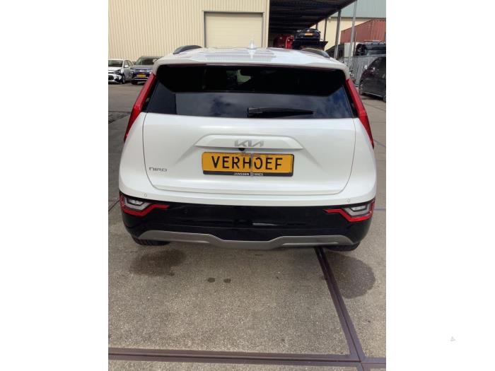 Kia Niro II e-Niro 64.8 kWh Sloopvoertuig (2022, Wit)