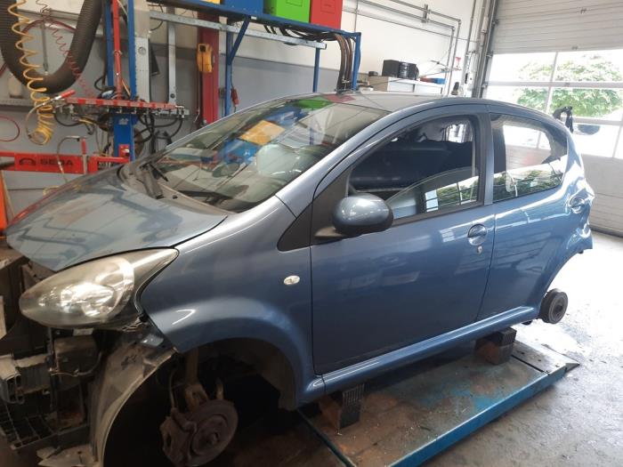 Toyota Aygo 1.0 12V VVT-i Sloopvoertuig (2009, Blauw)