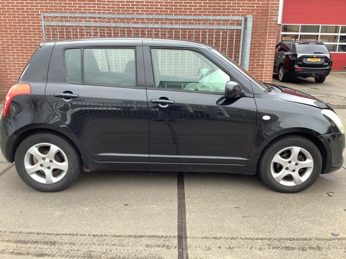 Suzuki Swift 1.3 VVT 16V Sloopvoertuig (2008, Zwart)