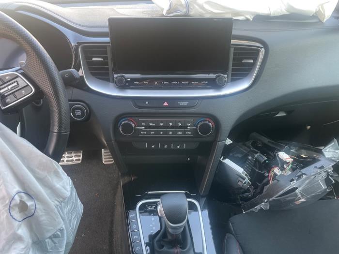 Kia Proceed 1.6 T-GDI 16V DCT Sloopvoertuig (2022, Wit)