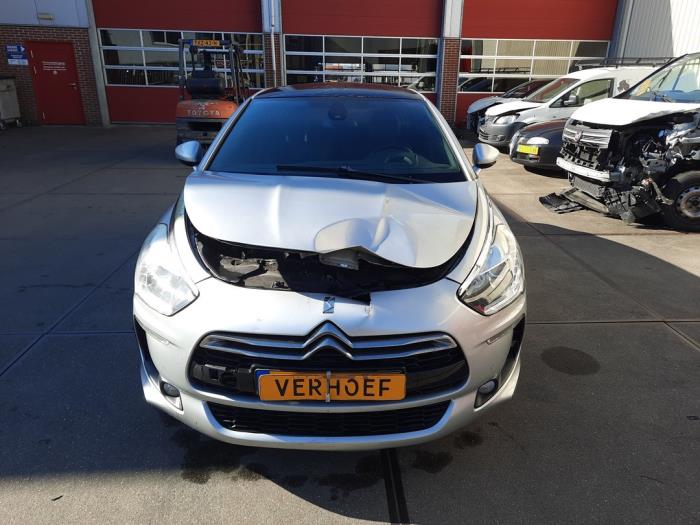 Citroen DS5 2.0 165 HYbrid4 16V Sloopvoertuig (2013, Grijs, Zwart)