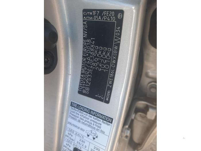 Toyota Auris Touring Sports 1.8 16V Hybrid Sloopvoertuig (2017, Grijs)